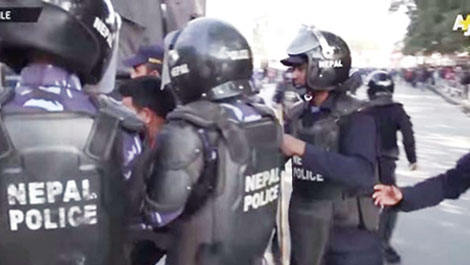 Hàng chục cảnh sát bị sát hại mỗi năm