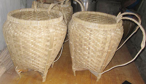 Người Hòn và chuyện cái gùi