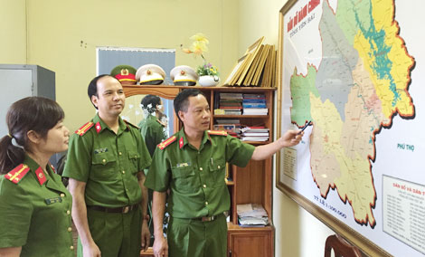 Đối mặt với tội phạm cổ cồn trắng