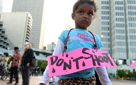 Cảnh sát Mỹ lại bắn chết thiếu niên da màu