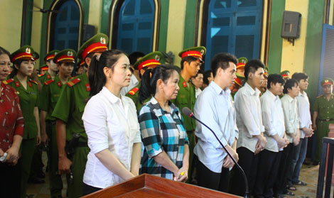 Thôn nữ xứ dừa và vòng xoáy ma túy