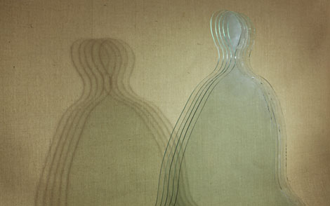 Họa sĩ Lê Thiết Cương : Sắc sắc, không không...