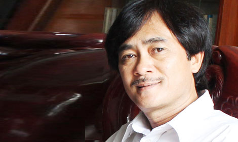 Nhà thơ Phan Hoàng: Náu mình cho thi ca lên tiếng