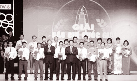 Cán bộ, phóng viên Báo Công an nhân dân với các giải thưởng báo chí và văn học