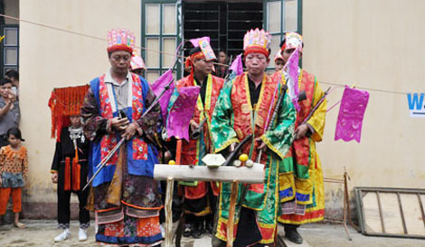 Tháng 10 độc đáo với lễ hội của người Dao đỏ ở Văn Yên