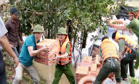 Nơi lũ dữ in đậm dấu chân anh