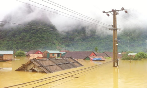 Lực lượng Công an chủ động ứng phó với mưa lũ, lũ quét, sạt lở đất