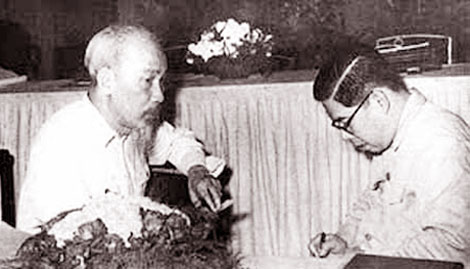 Bản hùng ca toàn quốc kháng chiến: Theo Bác Hồ về nước kháng chiến