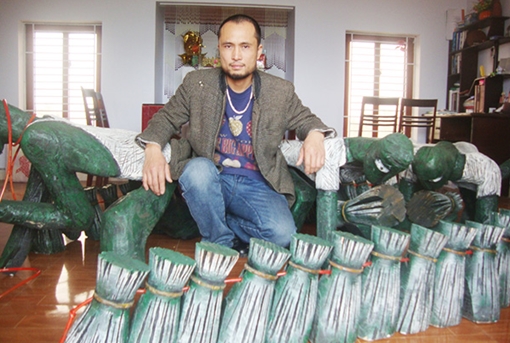 Họa sĩ Kù Kao Khải: Xù xì “chuyện quê”