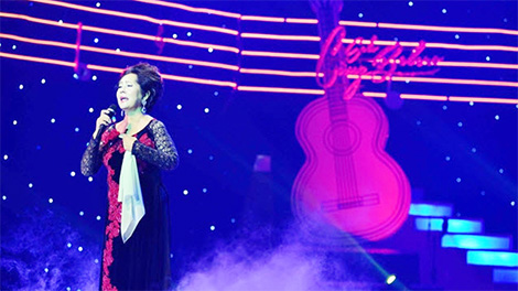 Bolero giữa hai bờ yêu ghét