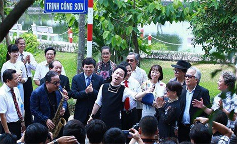 Ca sĩ Tùng Dương: Nếu chỉ dành cho Khánh Ly thì nhạc Trịnh mãi chỉ là huyền thoại