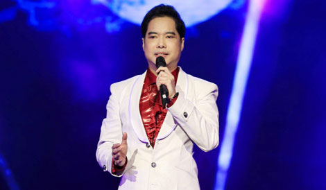 Từ lơ xe trở thành ông bầu quyền lực