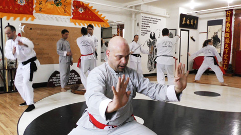 Sư điệt của Hoa hậu điện ảnh Việt Nam thách thức cao thủ MMA