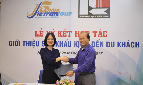 Hợp tác Sân khấu và Du lịch: Cơ hội khởi sắc cho sân khấu Việt 