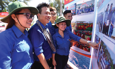 Chương trình “Sinh viên với biển, đảo Tổ quốc”