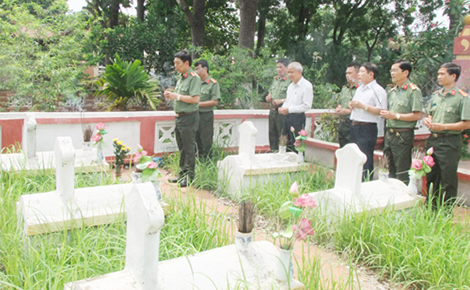 Tri ân tháng Bảy