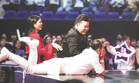 Giám khảo “diễn sâu” cũng không cứu được gameshow tụt dốc