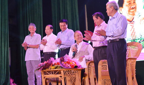 Hoài niệm Tô Thanh Tùng