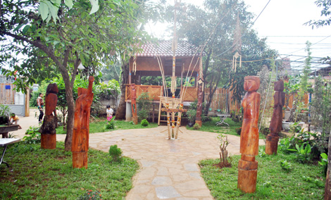 Người giữ hồn tượng nhà mồ Tây Nguyên