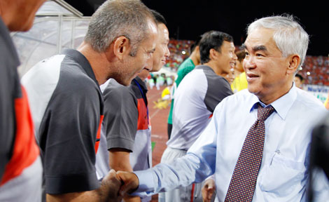 Bóng đá Việt Nam sau SEA Games 29: Mổ & Xẻ