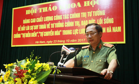 Nâng cao chất lượng công tác chính trị tư tưởng trong CBCS Công an Hà Nam