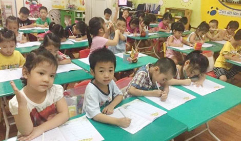 Đề xuất miễn học phí cho trẻ mầm non 5 tuổi