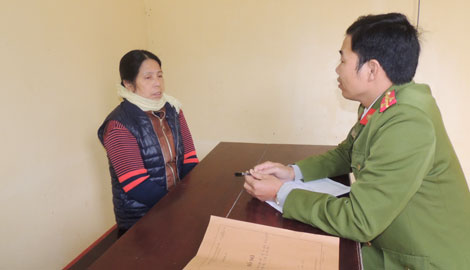 Khởi tố nữ giúp việc đánh đập, quăng quật bé gái gần 2 tháng tuổi