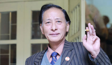 Người mở đầu một trường phái thơ viết về chiến tranh