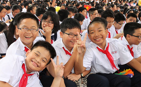 Giáo dục tinh hoa hay vớt váng thành tích?