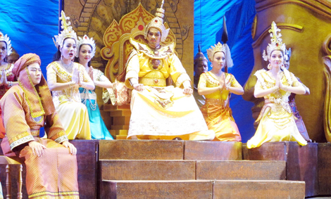 Sân khấu với đề tài lịch sử: Nền tảng tinh thần cần chăm sóc