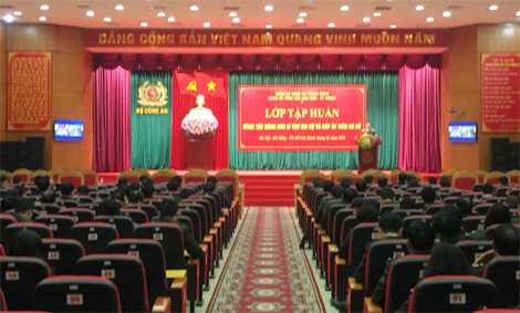 Tập huấn công tác Đảng cho các đồng chí Bí thư, cấp uỷ viên