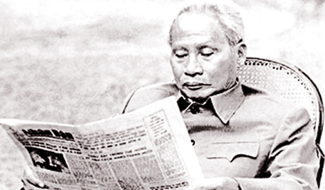 Dâng hương kỷ niệm 112 năm Ngày sinh cố Thủ tướng Phạm Văn Đồng