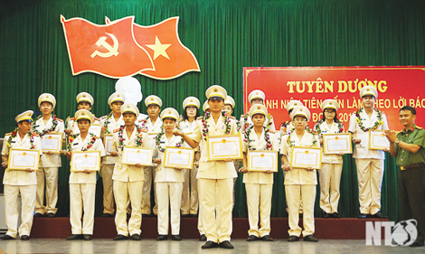 Nhớ lời Bác dạy: ''Đối với tự mình phải cần, kiệm, liêm, chính''