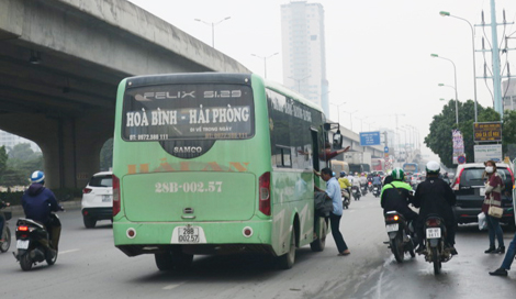 Xe khách trá hình bùng phát trở lại