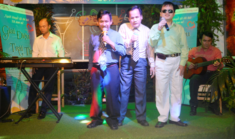 Tiếng hát kết nối những phận đời