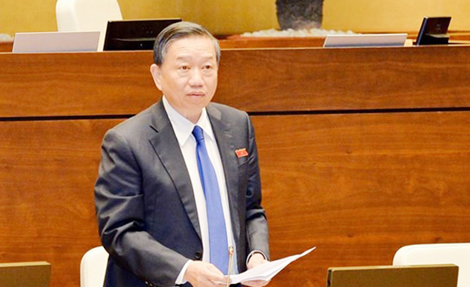 Chưa thi hành xong hình phạt bổ sung, nghĩa vụ dân sự có được đặc xá?