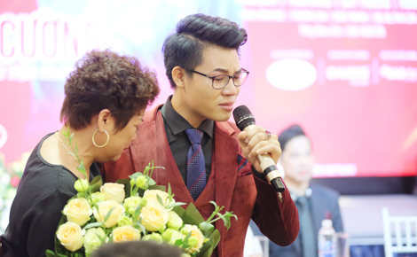 Tiến sĩ Triết học đoạt quán quân Thần tượng bolero