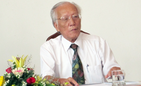 Tài chơi chữ, đối, lái của nhà thơ Văn Lợi