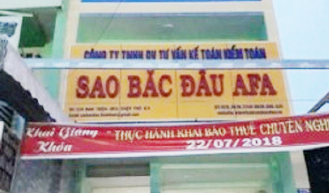 Vì sao văn phòng công chứng trái phép ngang nhiên hoạt động làm giả hàng trăm hồ sơ