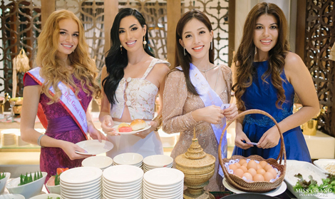 Nhan sắc Việt rộn ràng “mang chuông đi đánh xứ người” dịp cuối năm