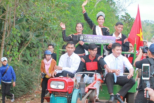 H'Hen Niê - Hành trình truyền cảm hứng của một nhan sắc