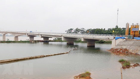 Thu phí qua cầu Việt Trì - Ba Vì bắc qua sông Hồng từ 4-1-2019