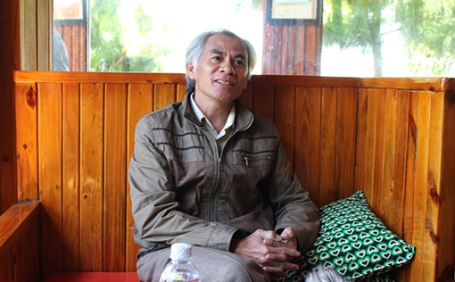 LOG và tranh biếm họa