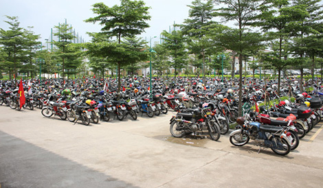 Mất xe, mất tiền vì nhờ nhân viên bảo vệ ga Sài Gòn gửi xe, mua giúp vé Tết