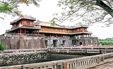 Thăm lại cố đô