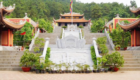 Mùa xuân về Côn Sơn