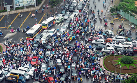 Chính phủ ban hành Nghị quyết về tăng cường bảo đảm TTATGT và chống ùn tắc giao thông