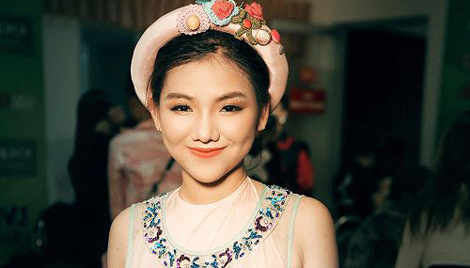 Cô gái Việt “không qua trường lớp” đang “gây bão” ở cuộc thi âm nhạc danh giá nhất nước Mỹ