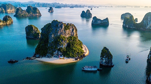 CNN vinh danh Vịnh Hạ Long là kỳ quan thiên nhiên đẹp nhất thế giới