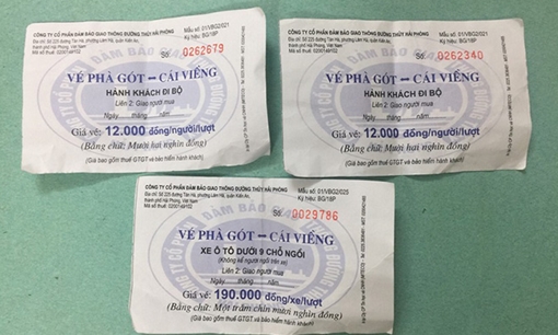 Phà Gót bán vé quay vòng mỗi ca thu về 60 triệu đồng